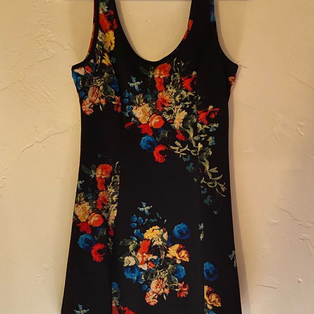 Floral fit n’flare dress